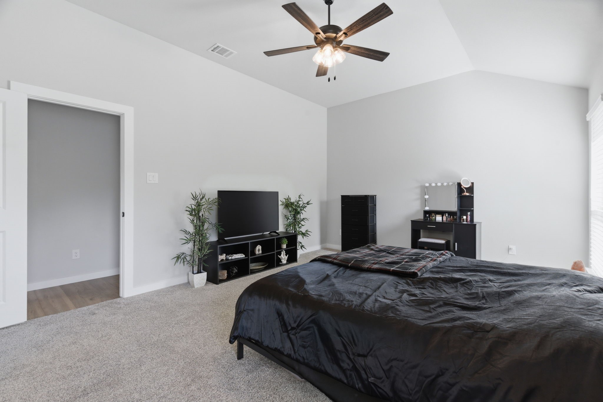 1106 Holly Street Cleburne TX 76033