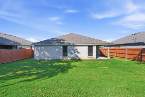 1106 Holly Street Cleburne TX 76033