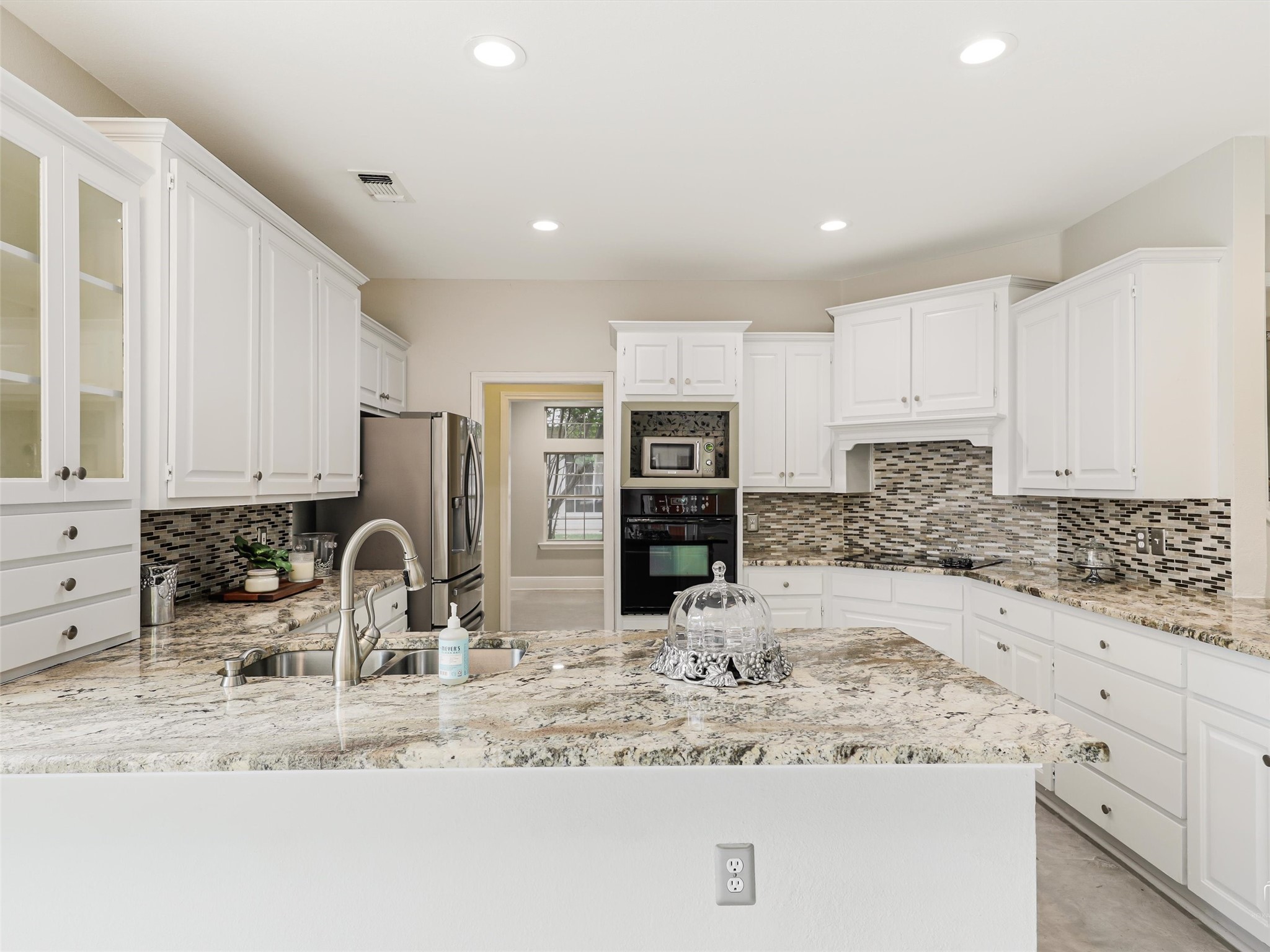 2141 Ironside Drive Plano TX 75075