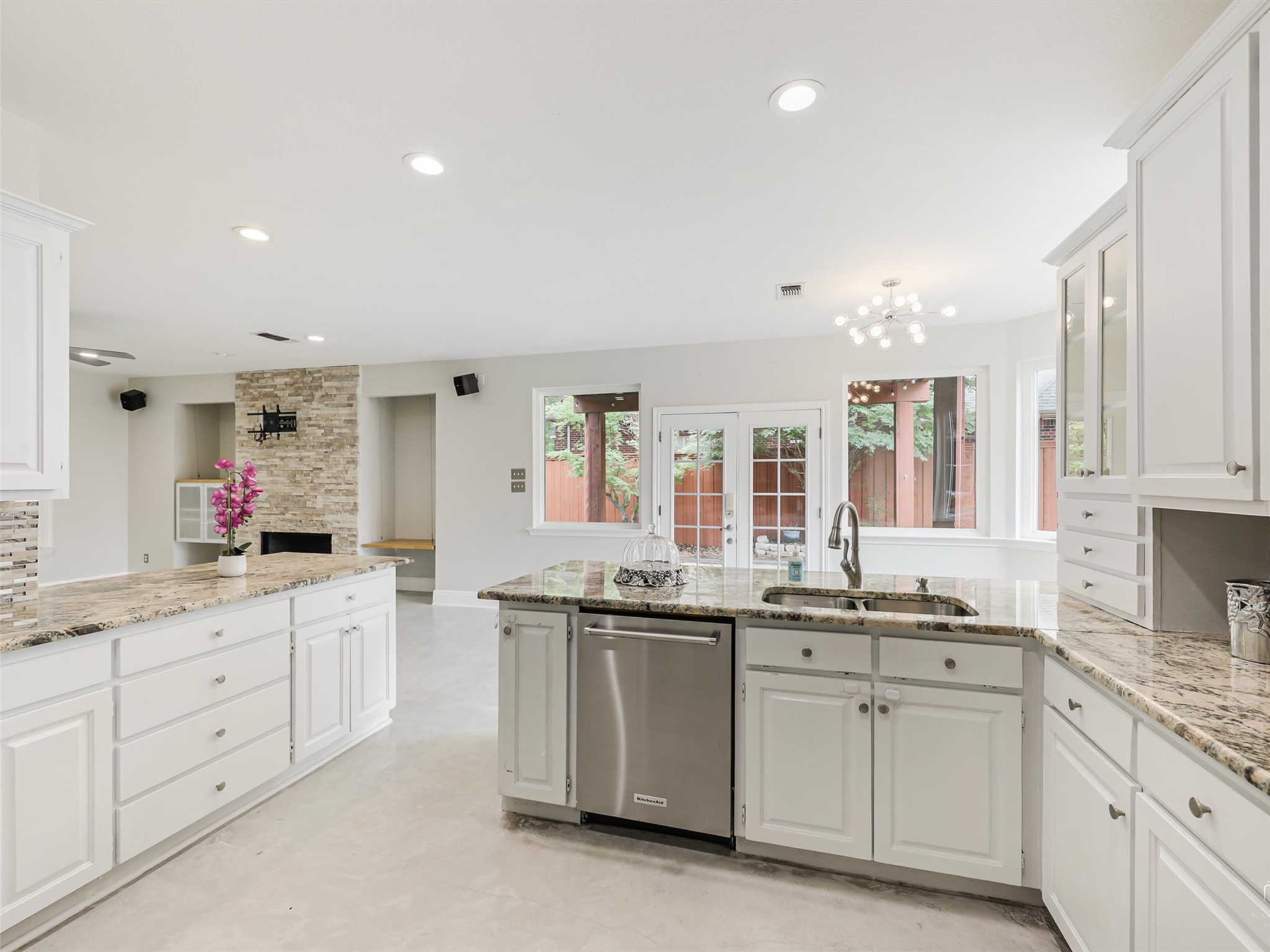 2141 Ironside Drive Plano TX 75075