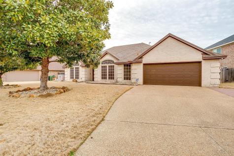 2315 S Branch Drive Arlington TX 76001