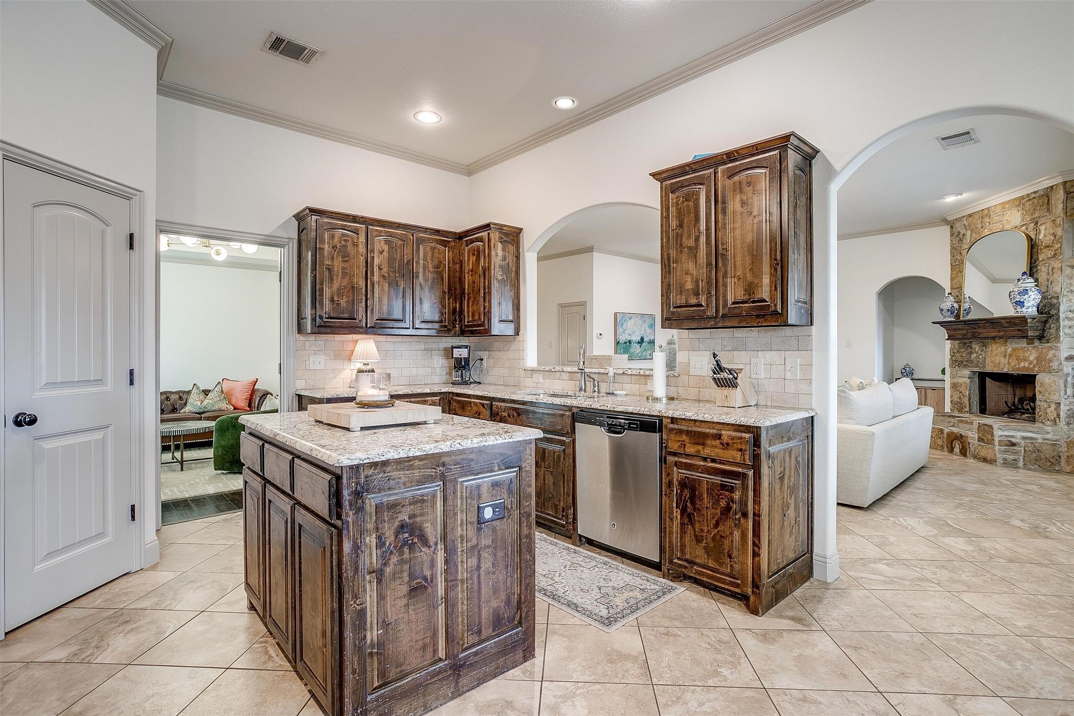 7233 Prestwick Terrace Benbrook TX 76126