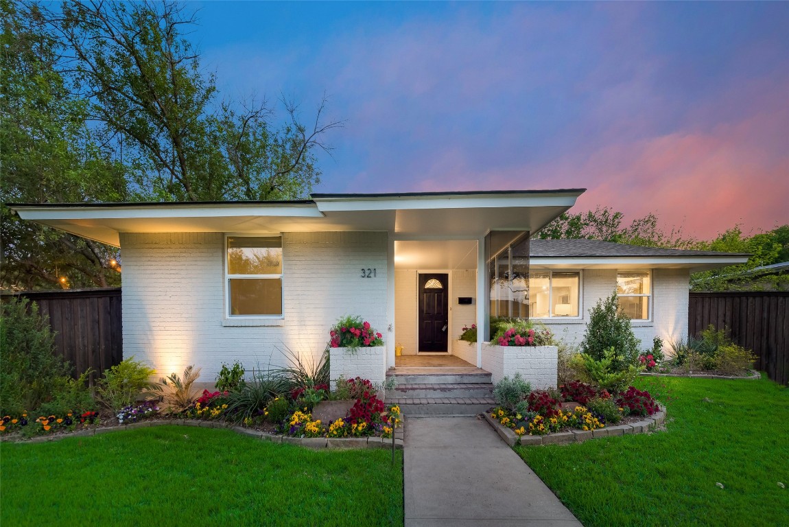 321 Classen Drive Dallas TX 75218