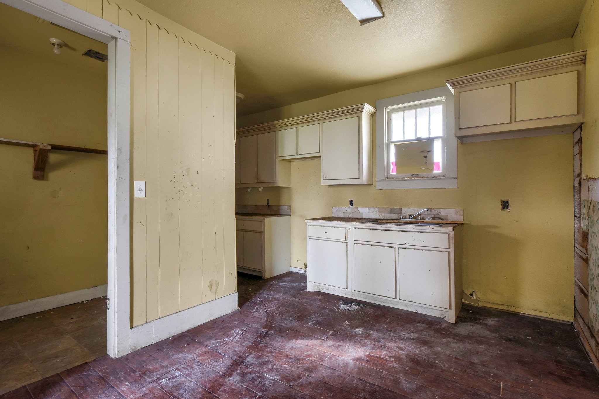 802 E Jones Street Sherman TX 75090