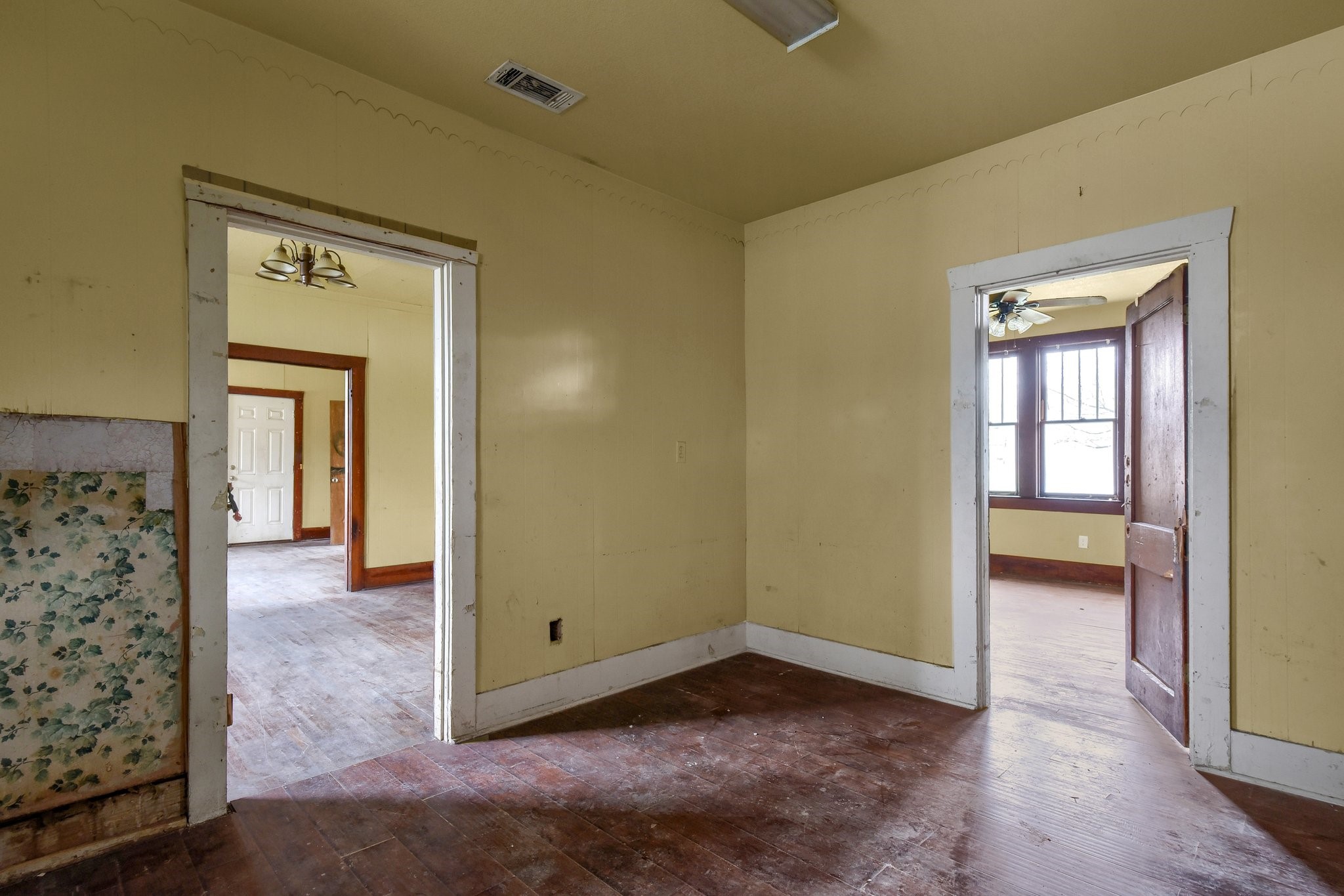 802 E Jones Street Sherman TX 75090