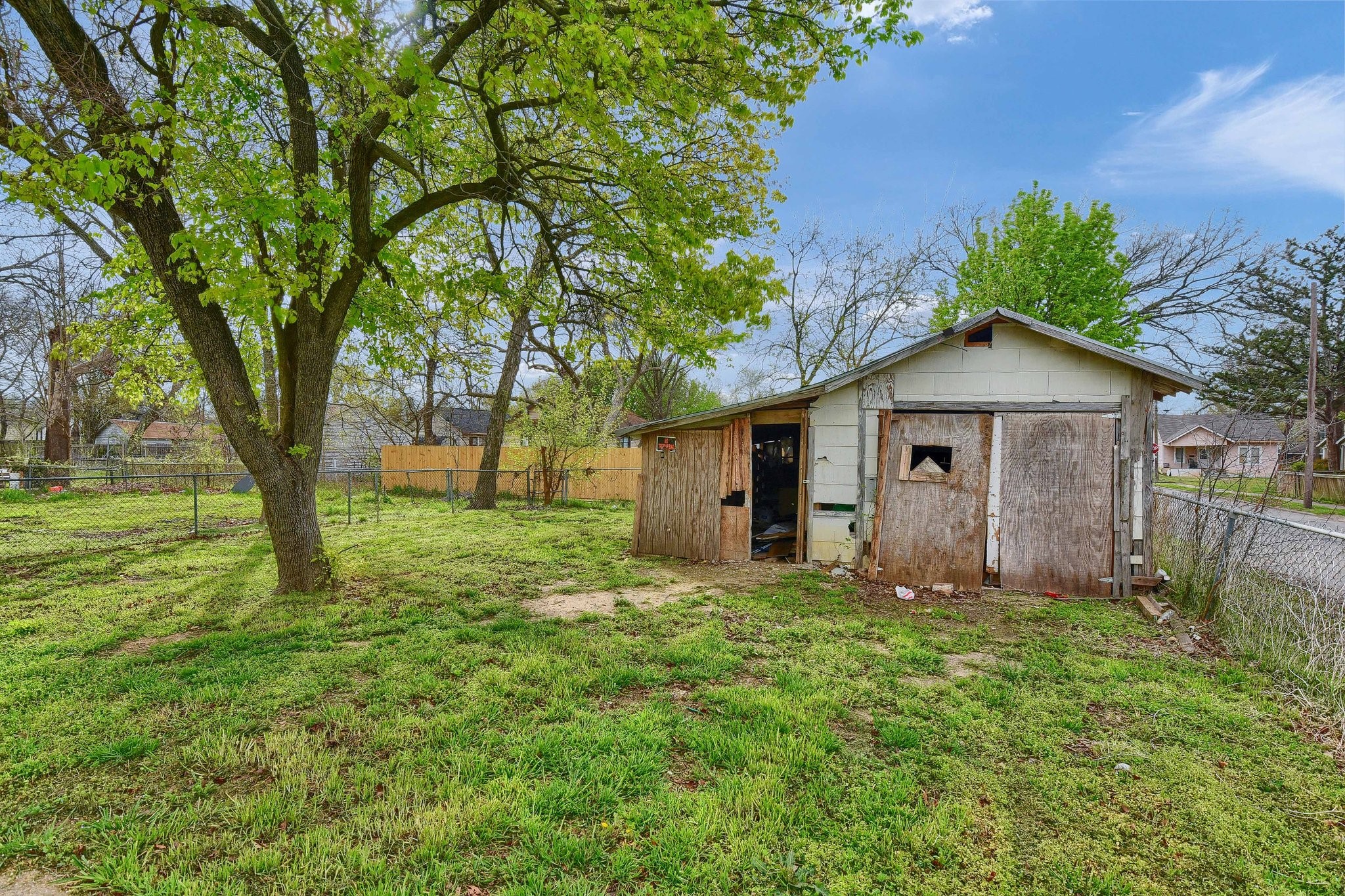 802 E Jones Street Sherman TX 75090