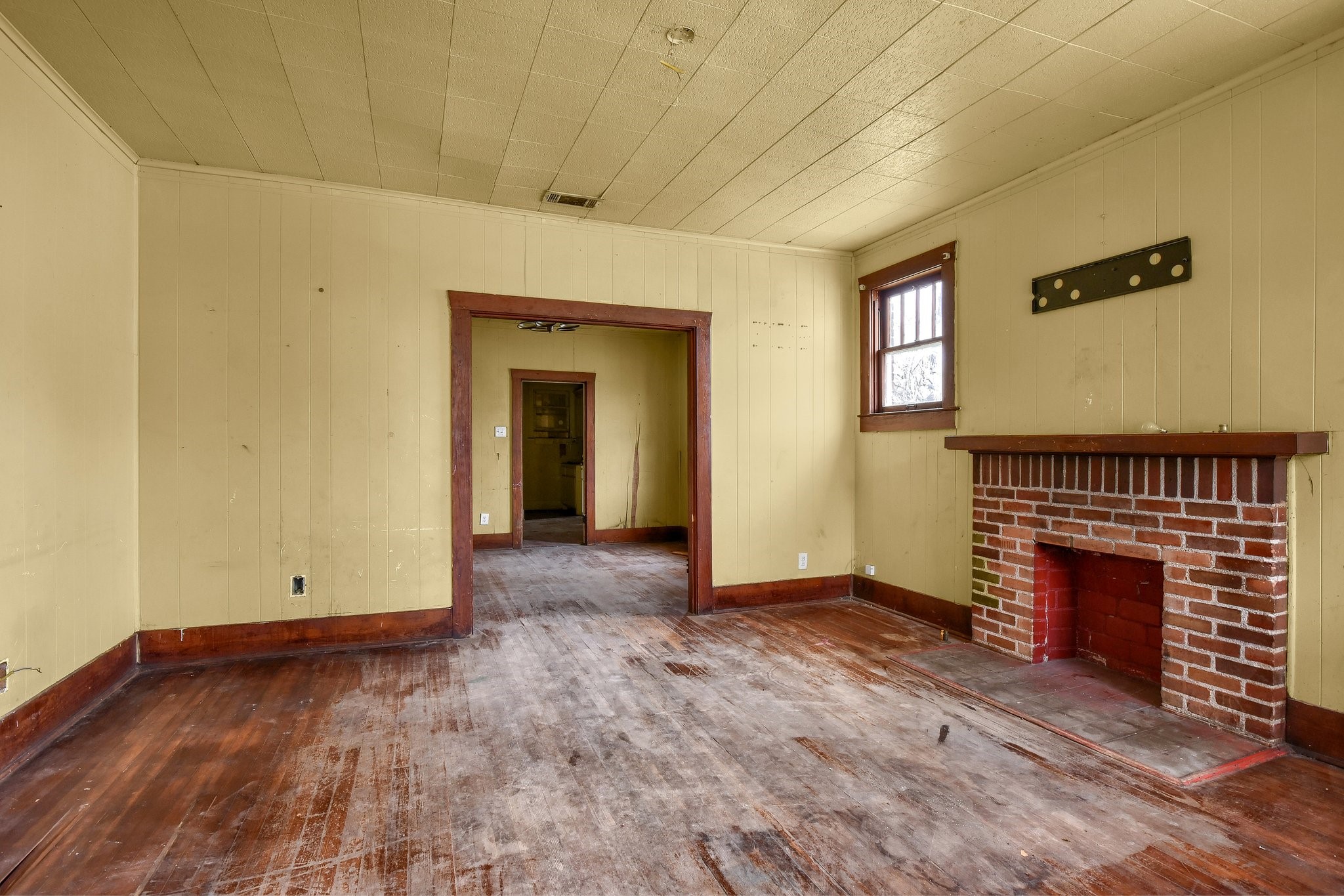 802 E Jones Street Sherman TX 75090