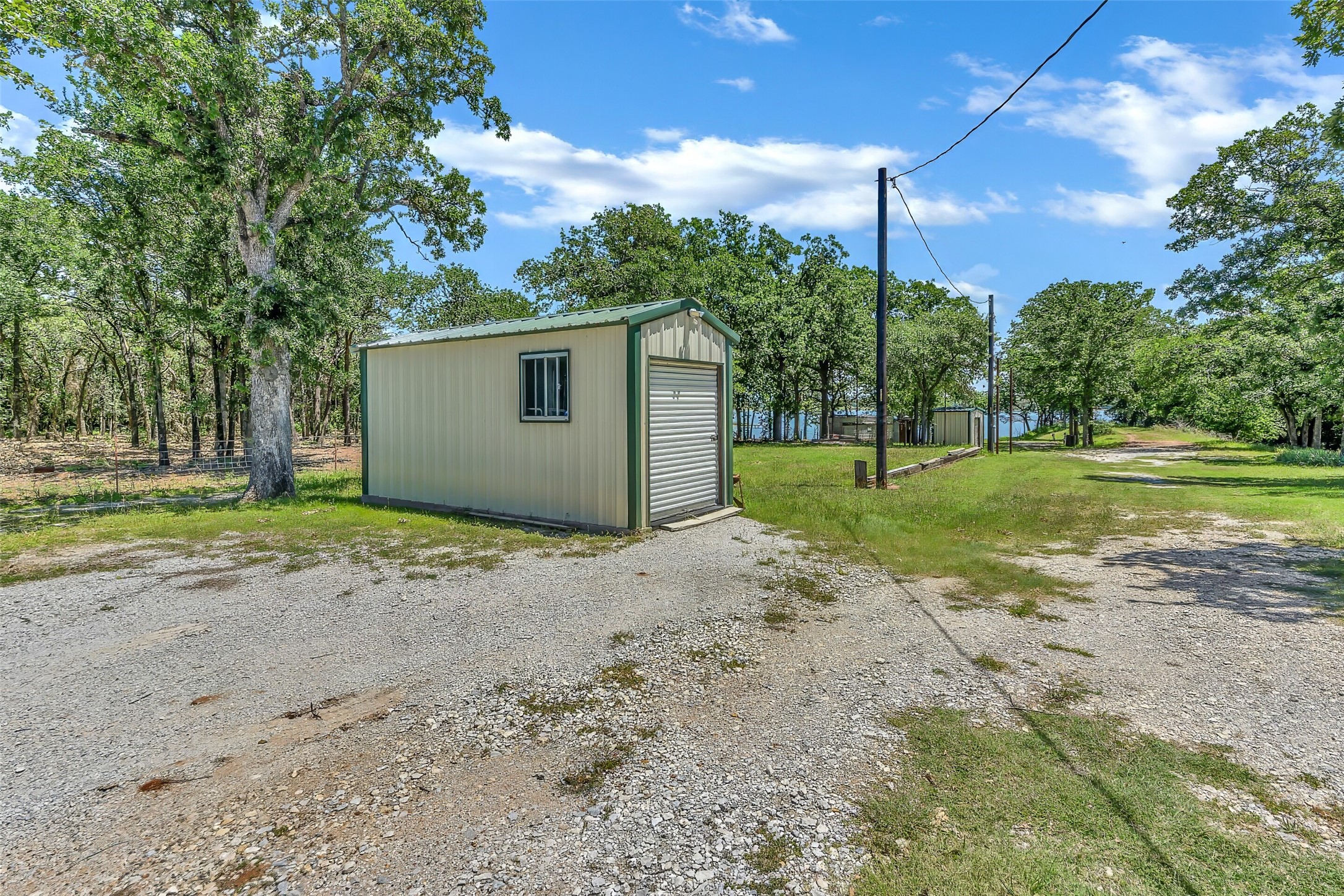 566 Selma Road Bowie TX 76230