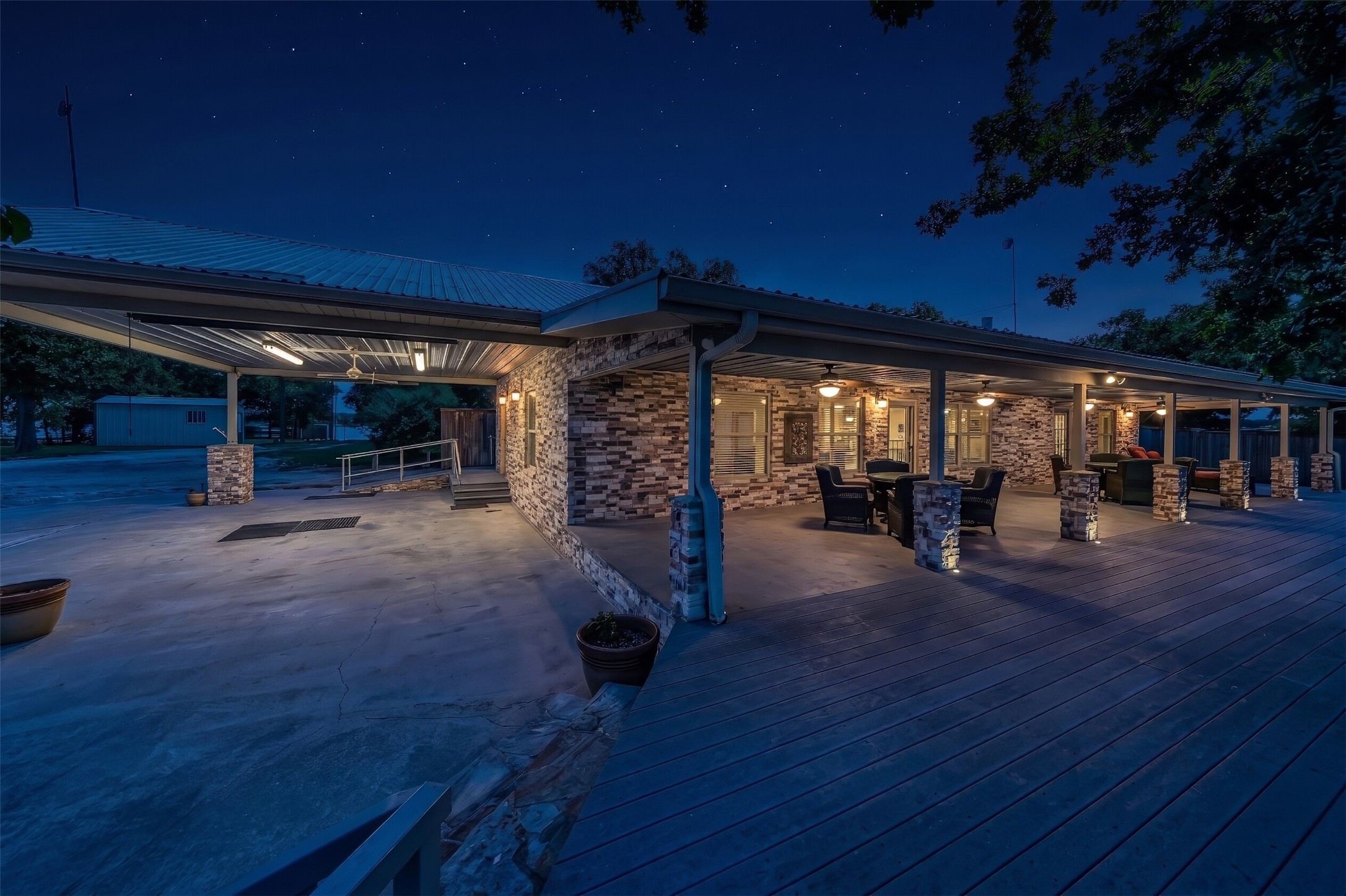566 Selma Road Bowie TX 76230