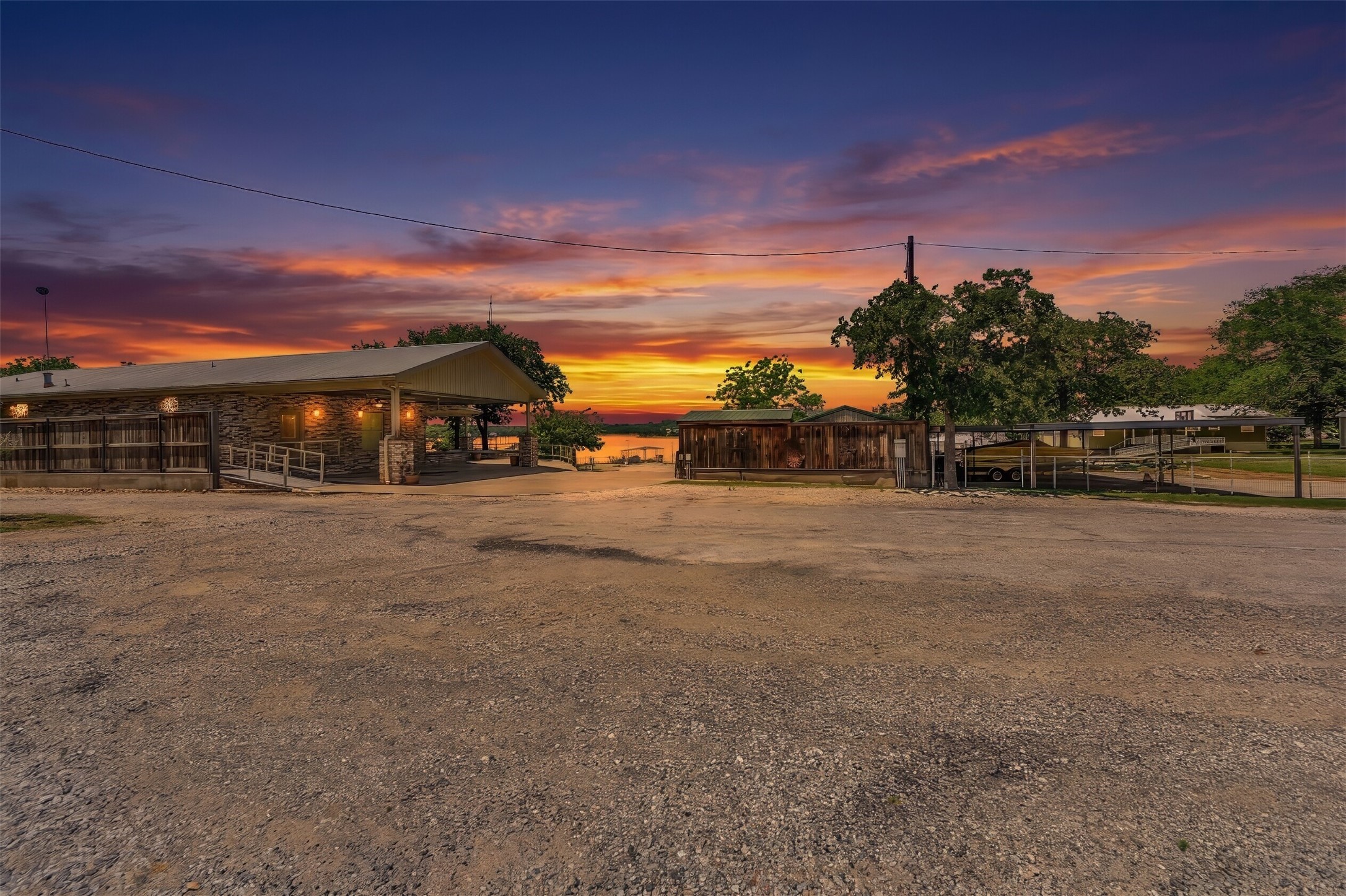 566 Selma Road Bowie TX 76230