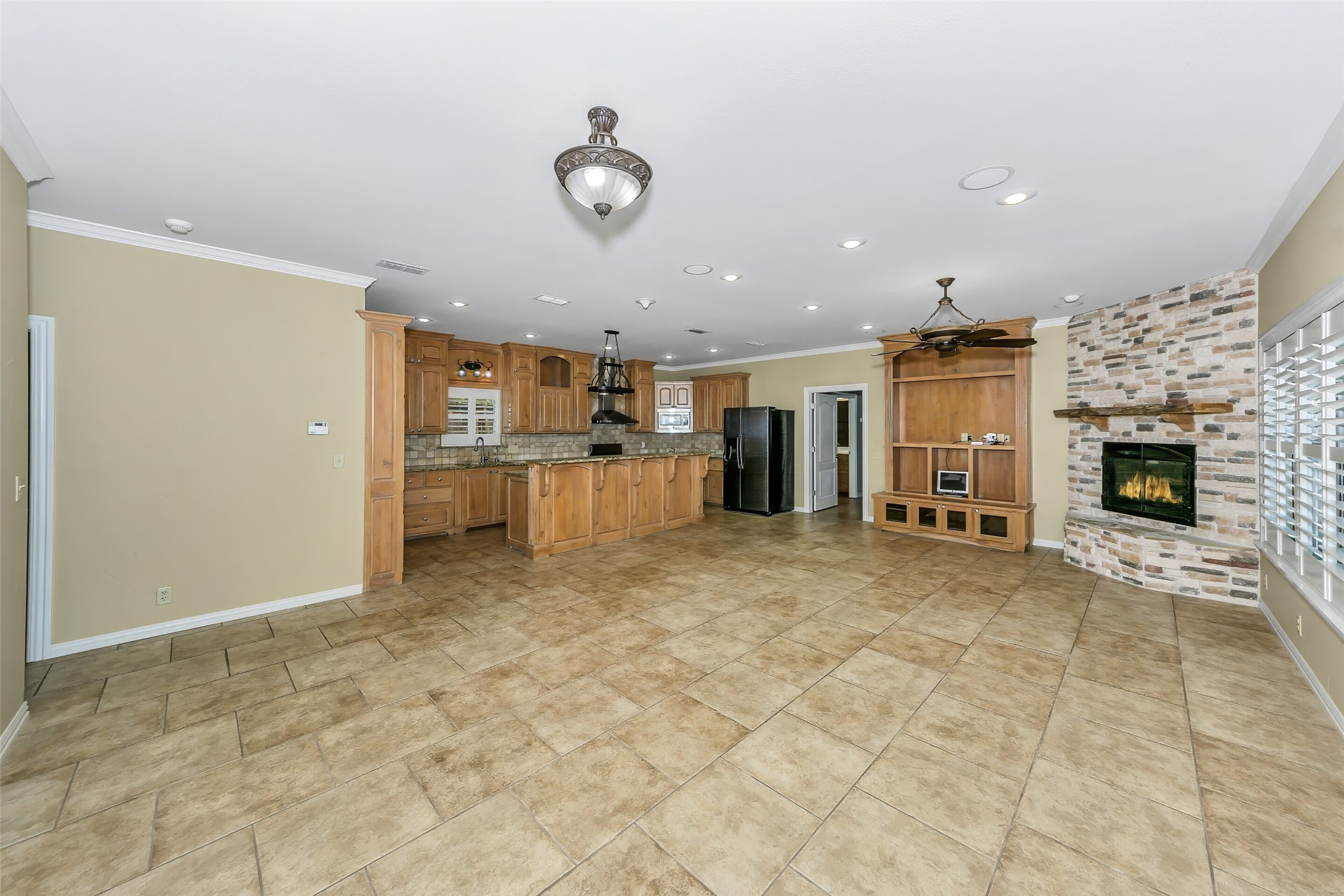 566 Selma Road Bowie TX 76230