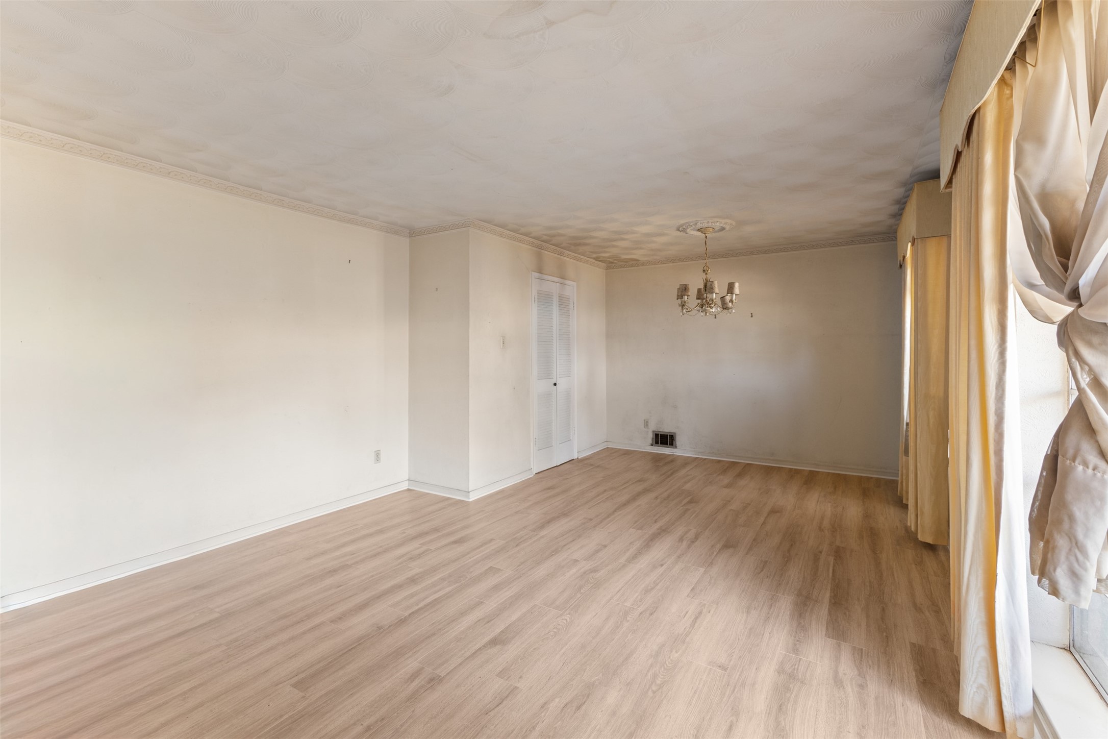 3706 Kimballdale Drive Dallas TX 75233