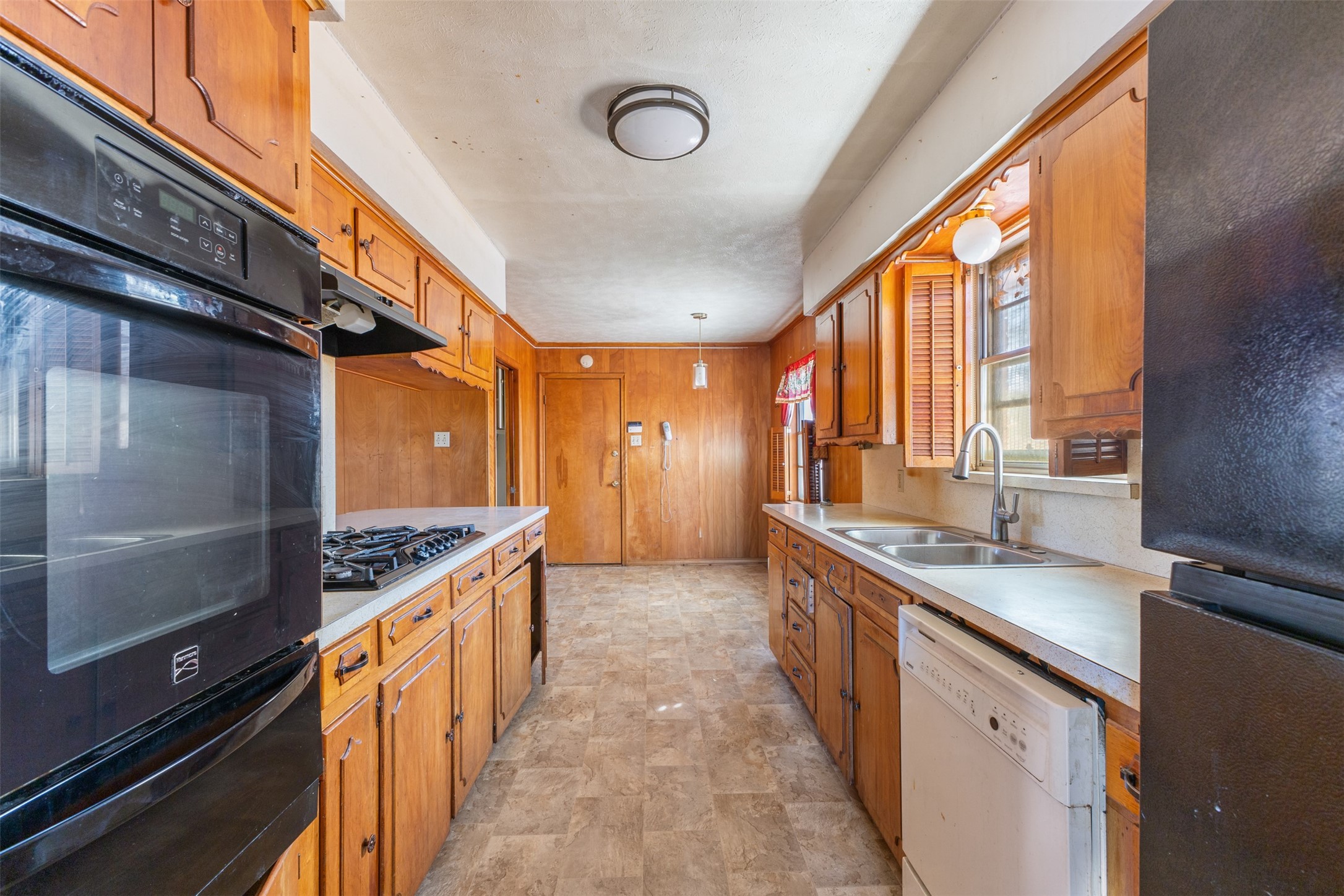3706 Kimballdale Drive Dallas TX 75233