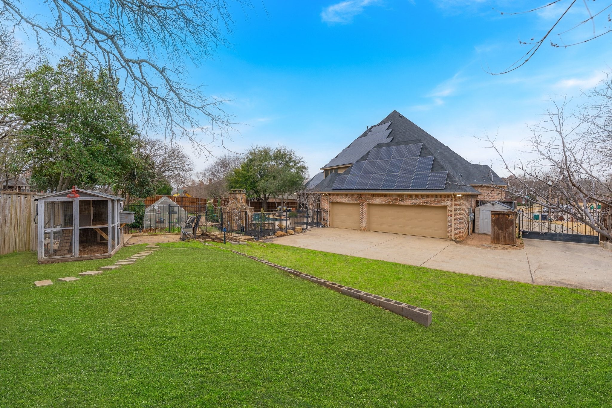 109 Meadowlands Drive Denton TX 76210