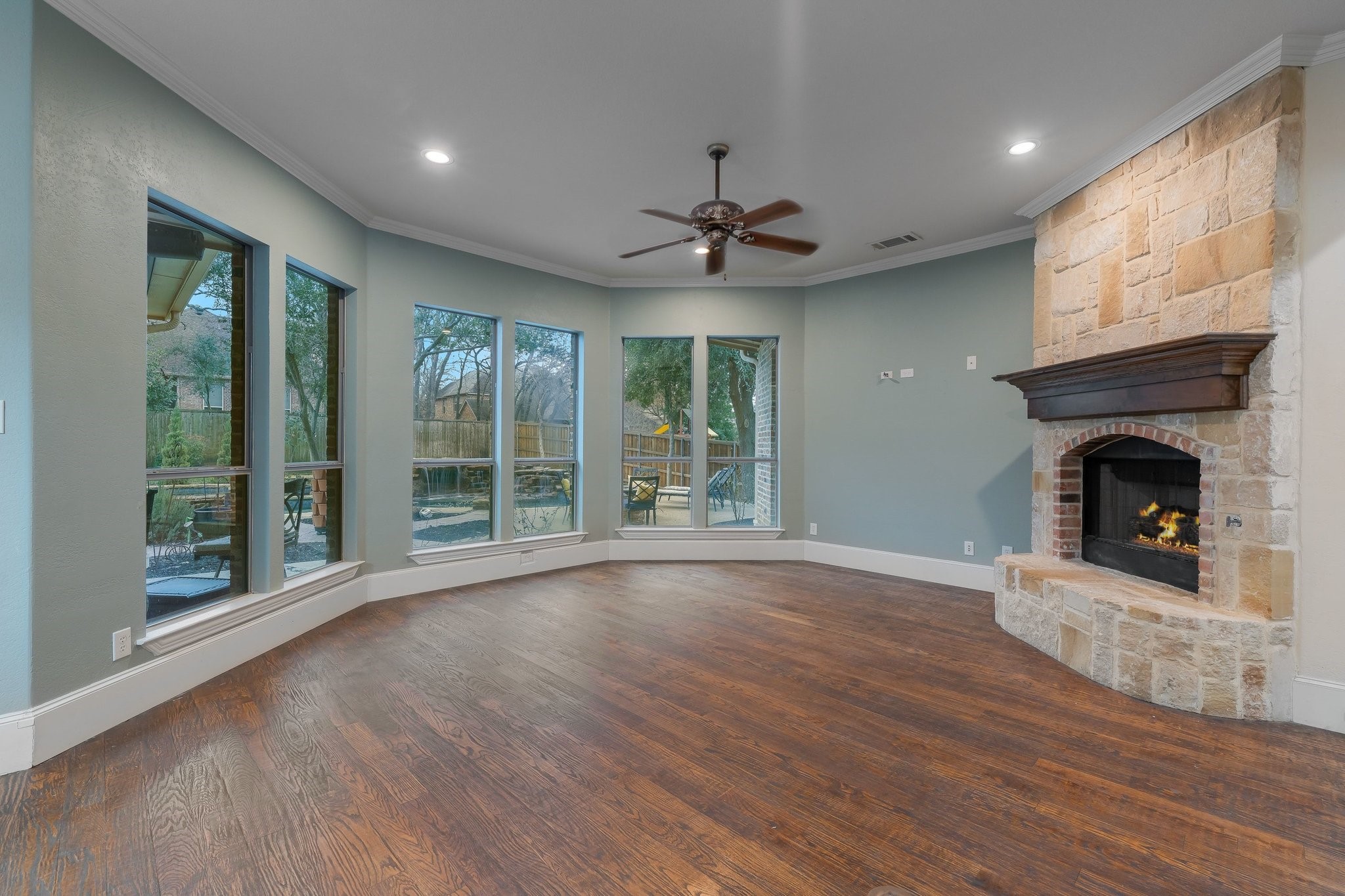 109 Meadowlands Drive Denton TX 76210