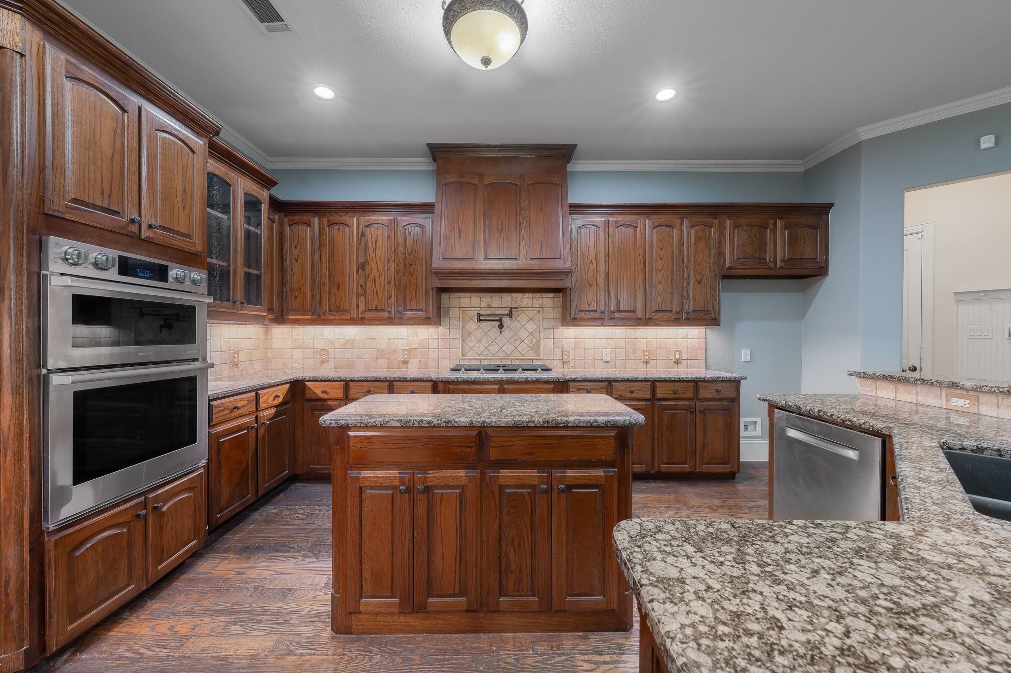 109 Meadowlands Drive Denton TX 76210