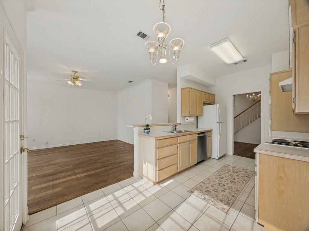 8602 Brittania Way Dallas TX 75243
