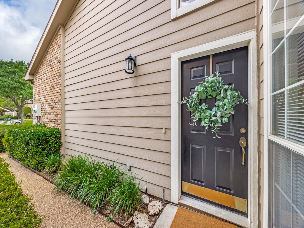 8602 Brittania Way Dallas TX 75243
