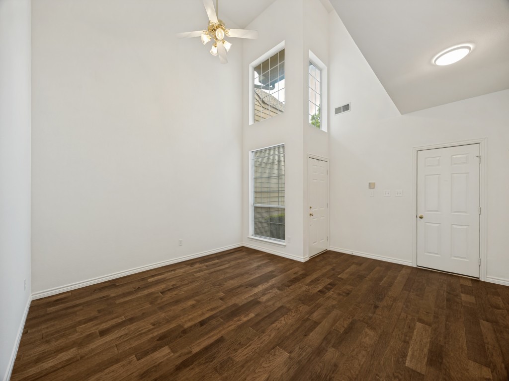 8602 Brittania Way Dallas TX 75243