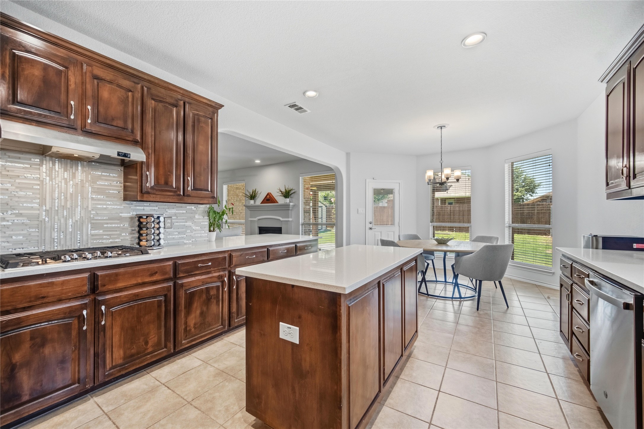 2105 Stoney Gorge Fort Worth TX 76177