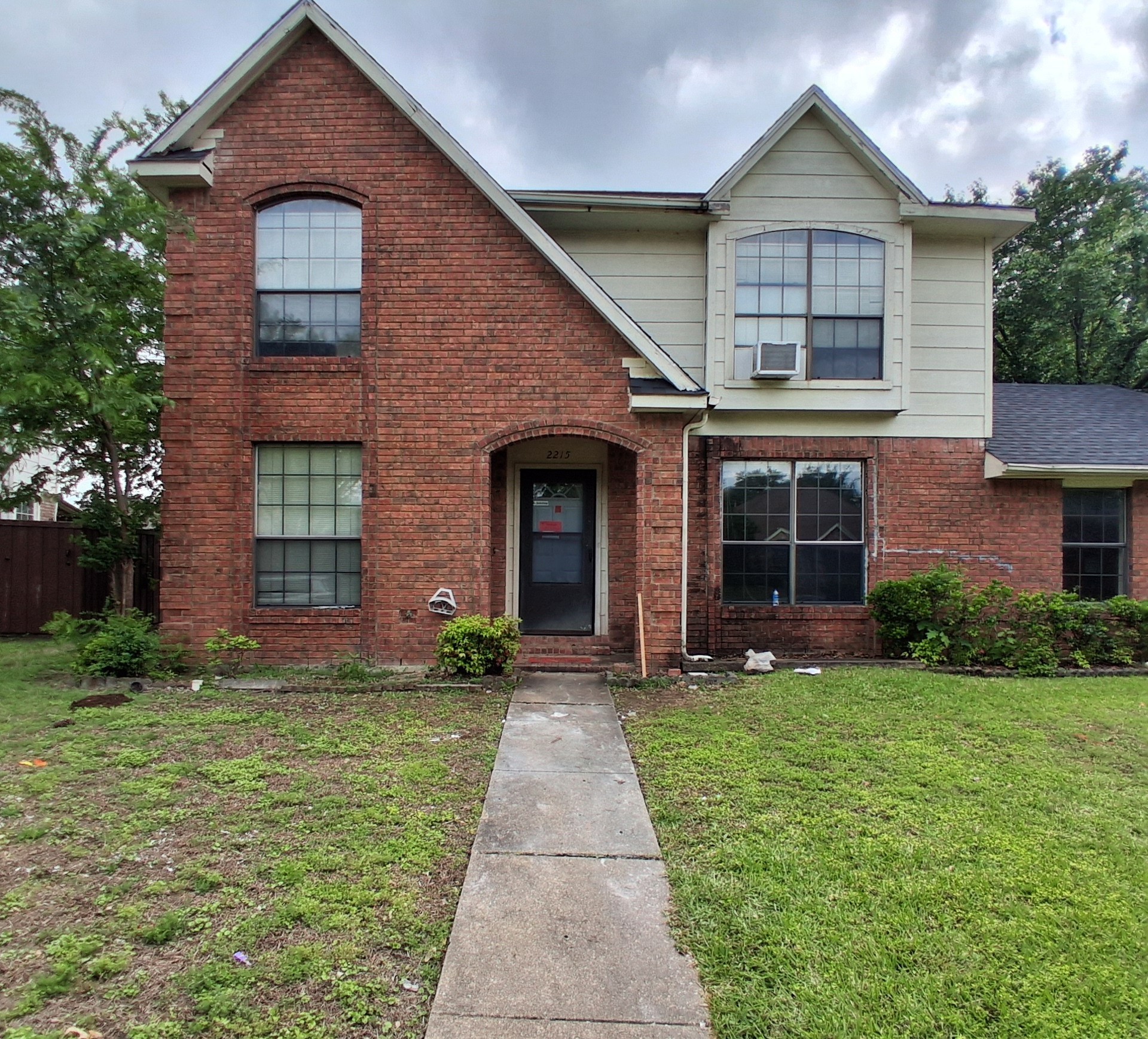 2215 Stillwater Drive Mesquite TX 75181