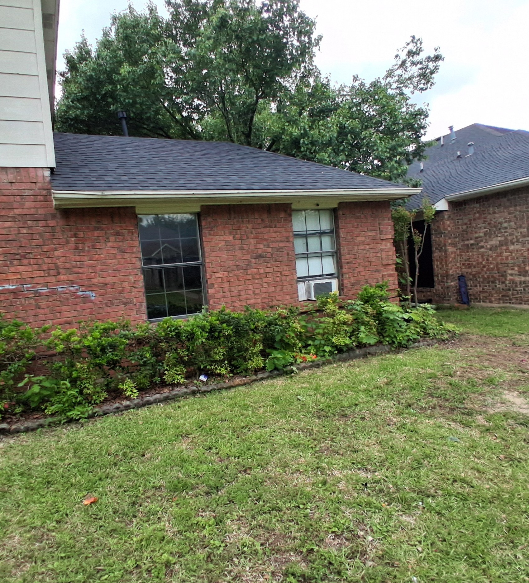 2215 Stillwater Drive Mesquite TX 75181