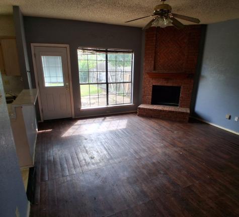 2215 Stillwater Drive Mesquite TX 75181