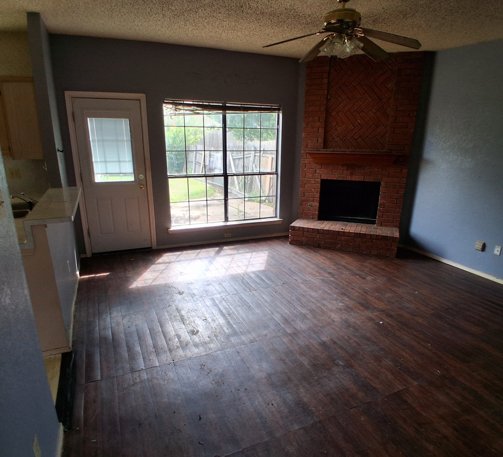 2215 Stillwater Drive Mesquite TX 75181