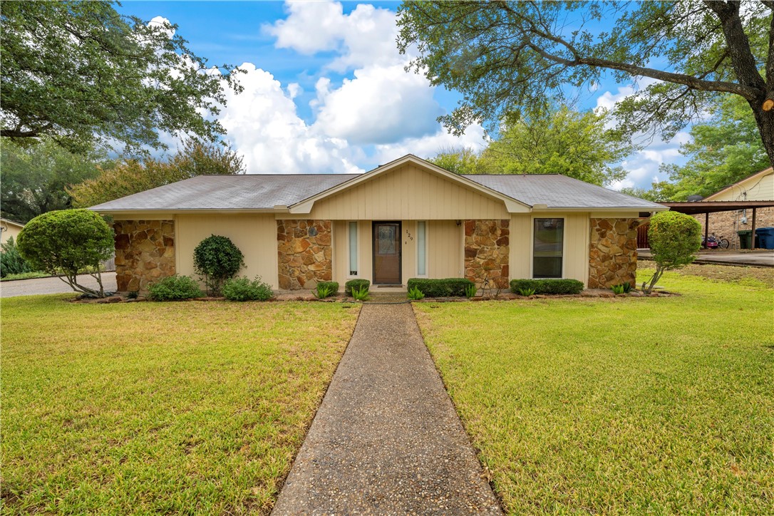 129 Hillside Drive Hewitt TX 76643