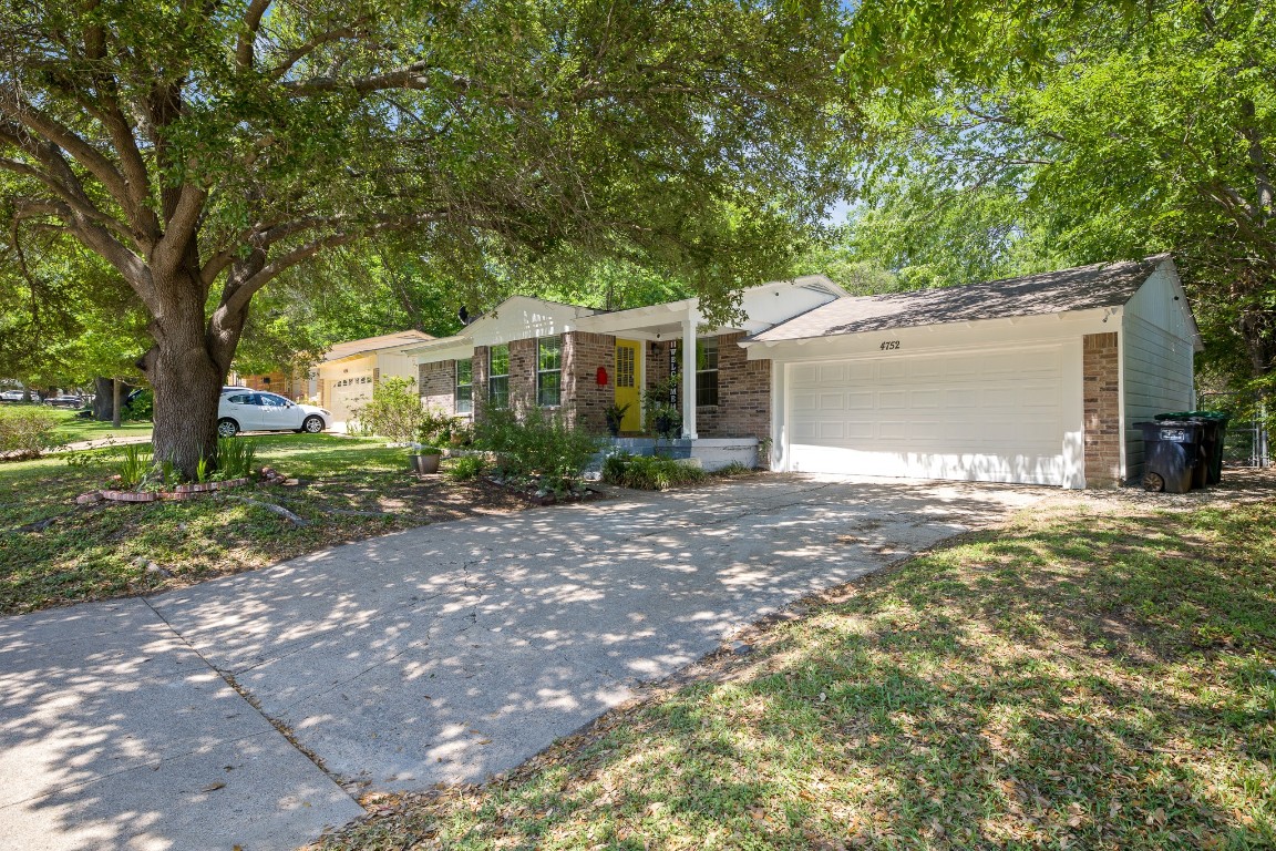 4752 Staples Avenue Fort Worth TX 76133