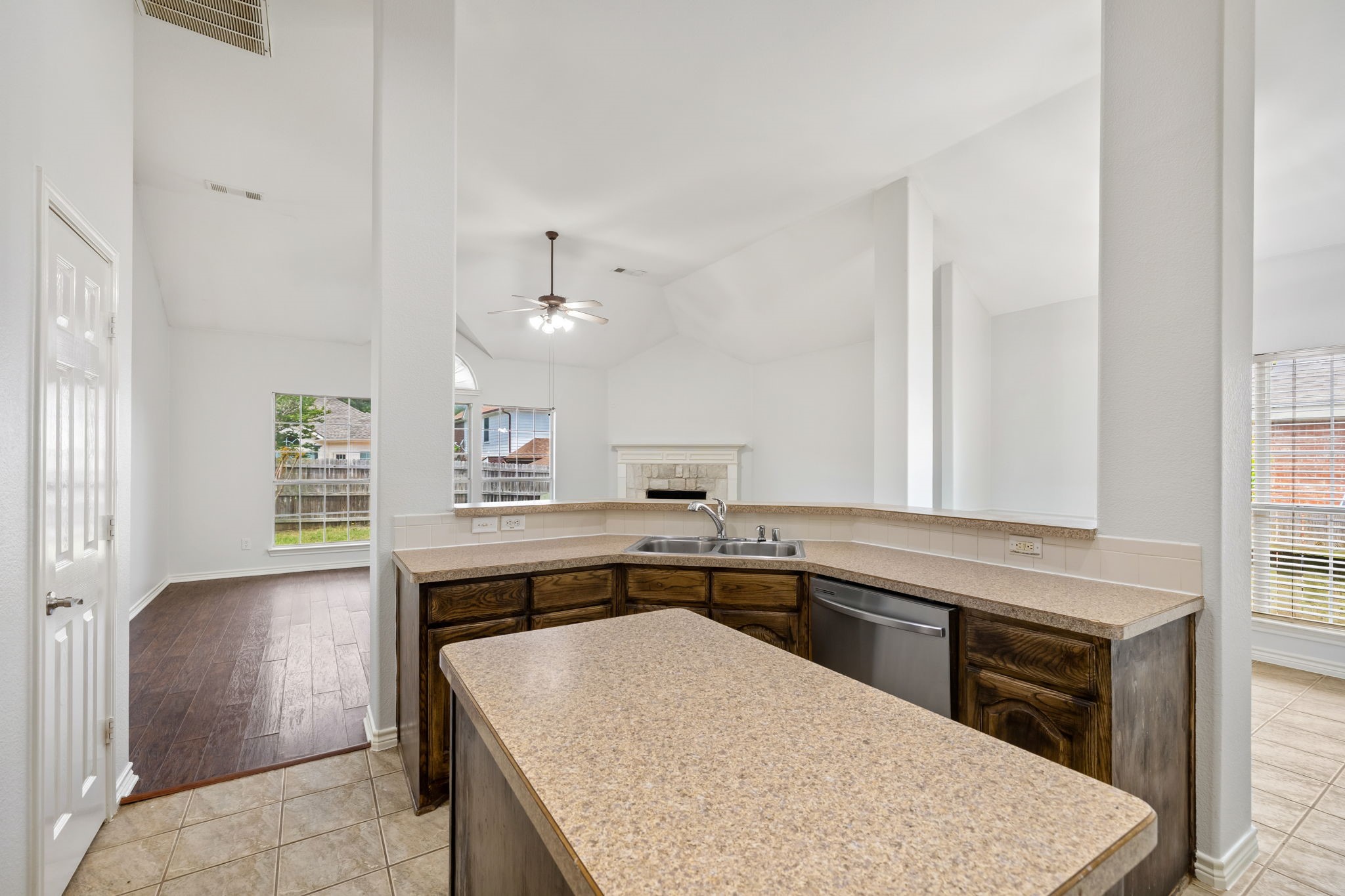 9 Roosevelt Court Mansfield TX 76063