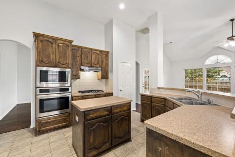 9 Roosevelt Court Mansfield TX 76063