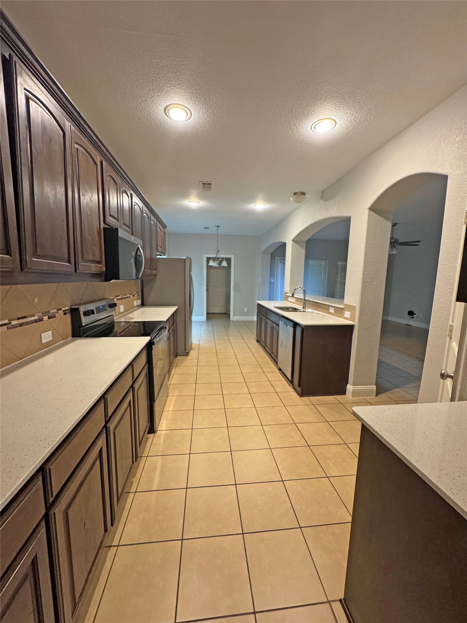 421 Sunnyside Lane Red Oak TX 75154
