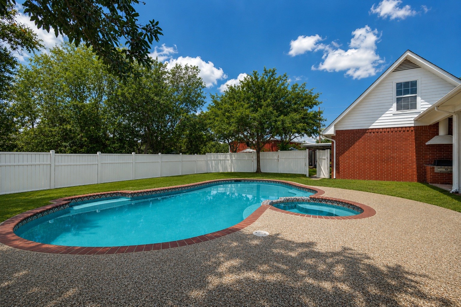 428 County Road 4681 Boyd TX 76023
