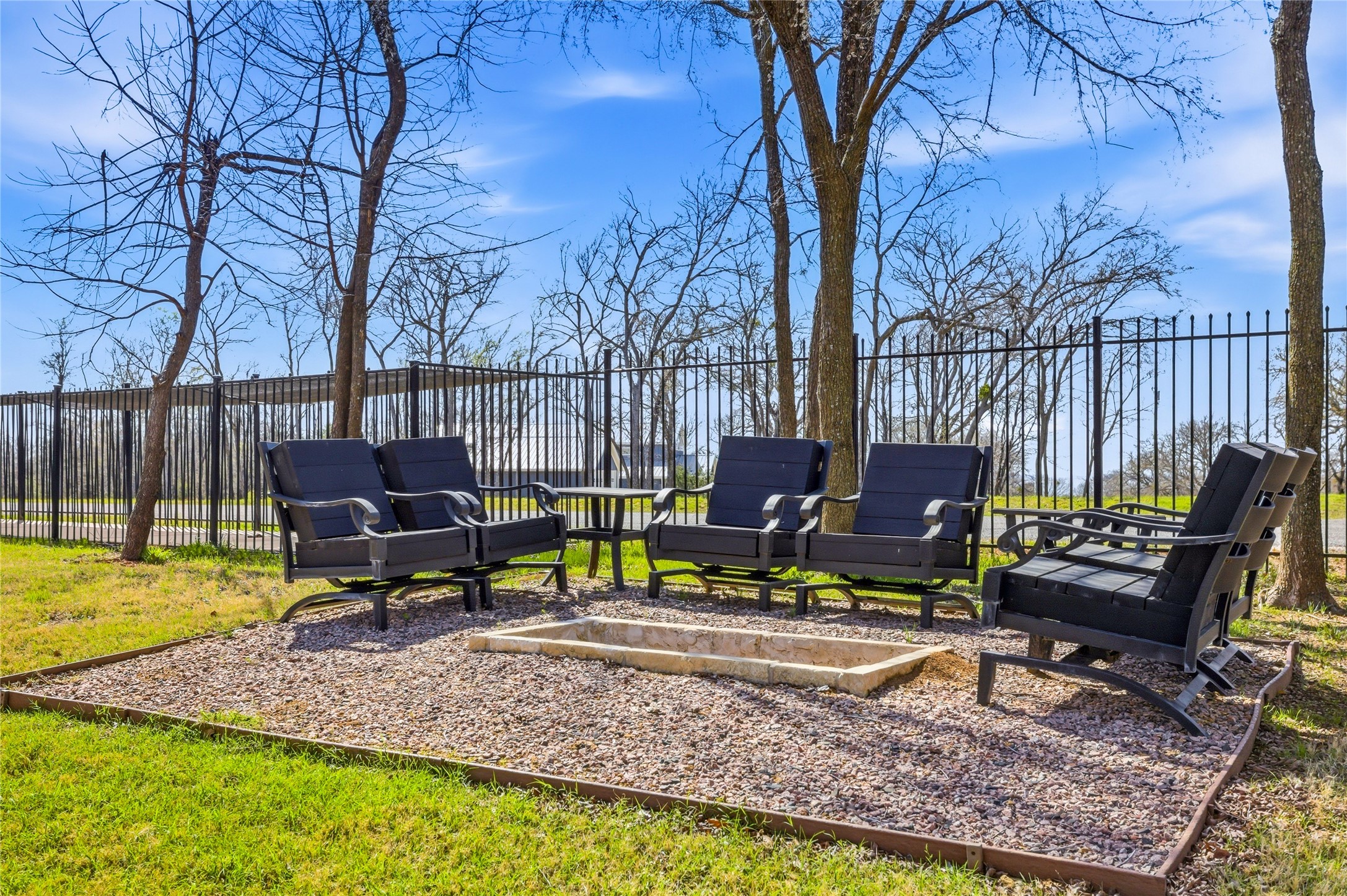 216 Glen Ellen Road Pottsboro TX 75076