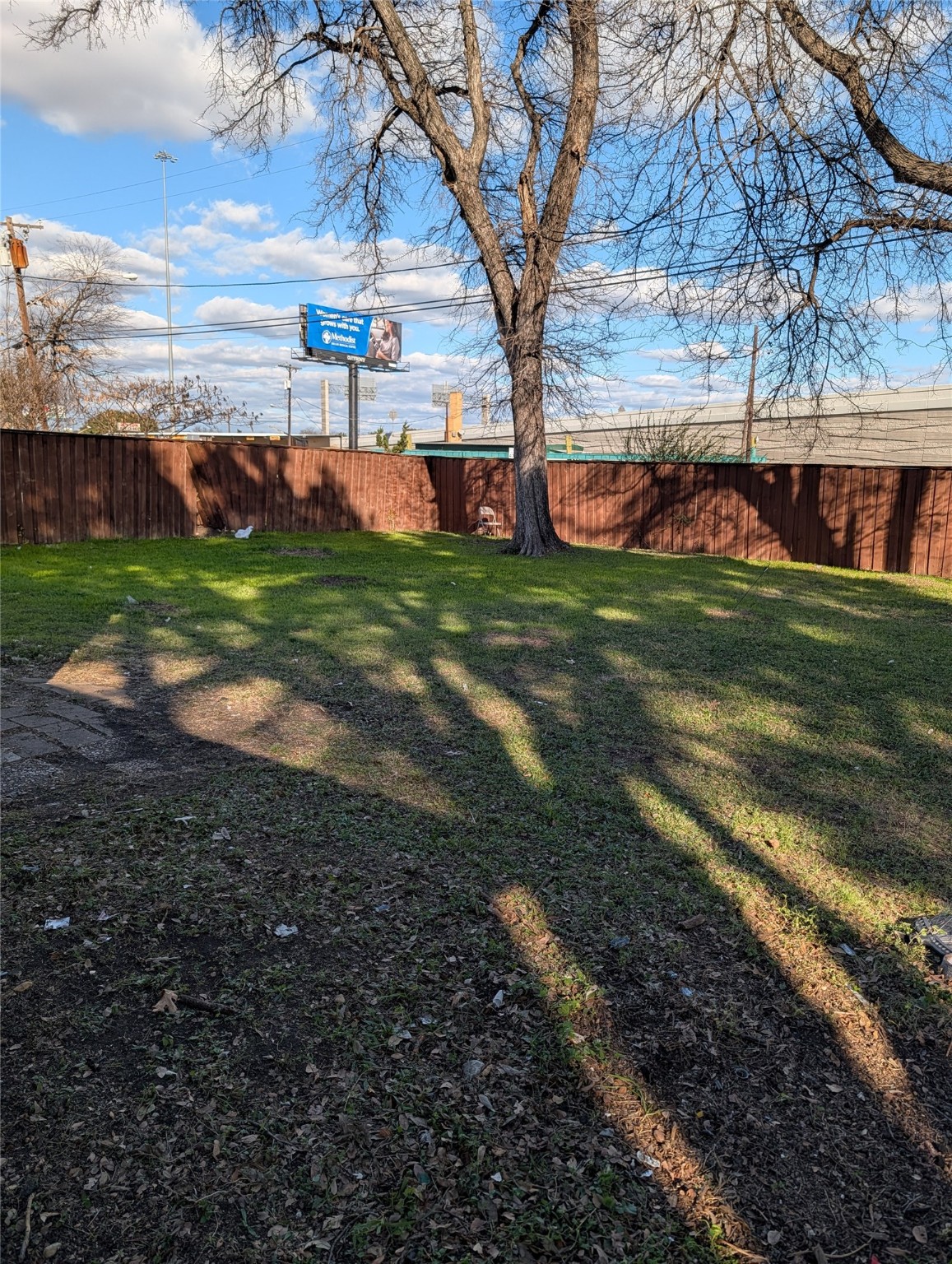 2748 S Llewellyn Avenue Dallas TX 75224