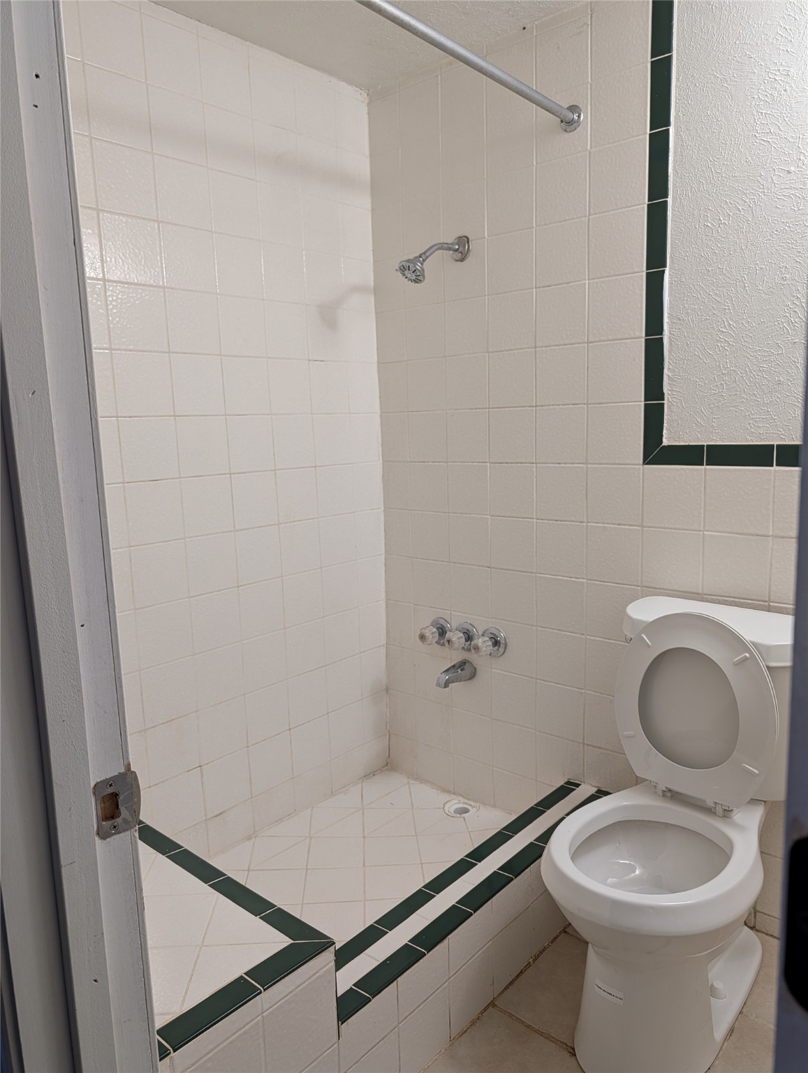2748 S Llewellyn Avenue Dallas TX 75224