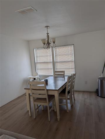 2748 S Llewellyn Avenue Dallas TX 75224