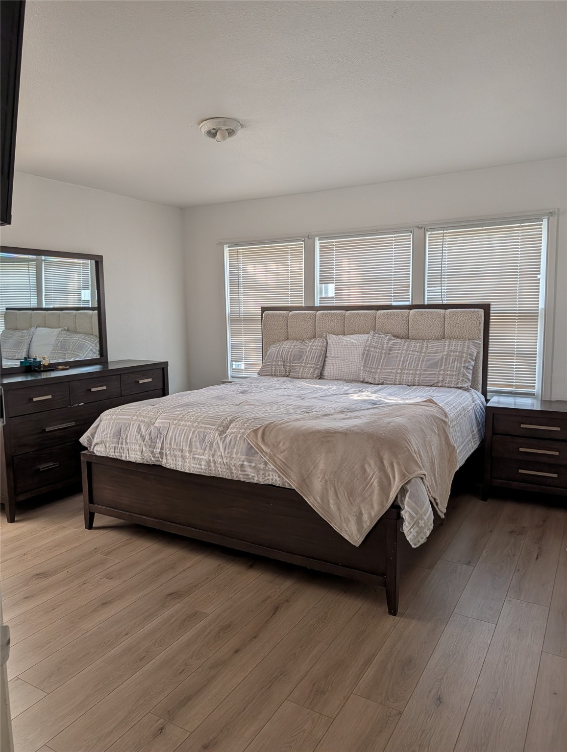 2748 S Llewellyn Avenue Dallas TX 75224