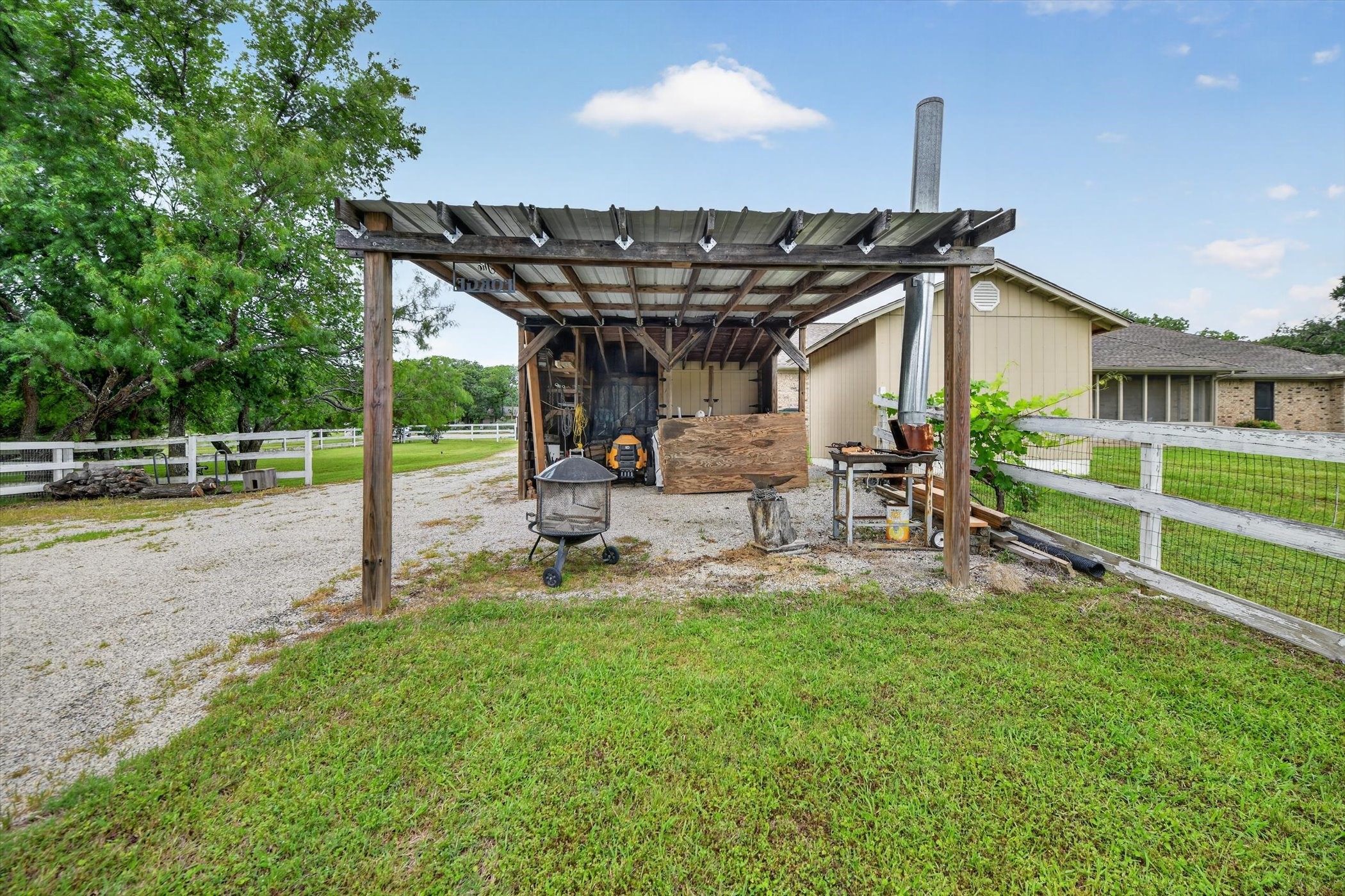 951 Ridgewood Circle Bartonville TX 76226