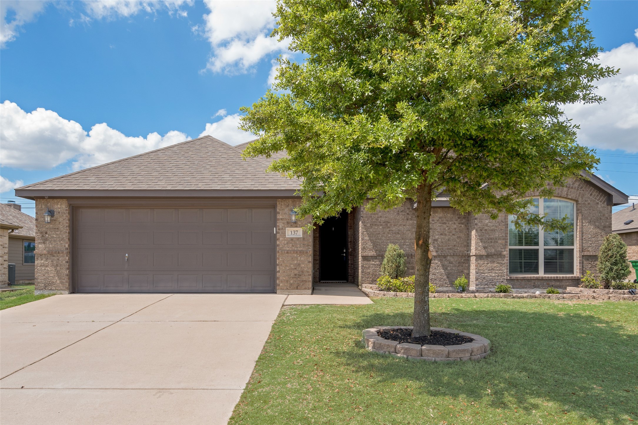 137 Sierra Drive Waxahachie TX 75167