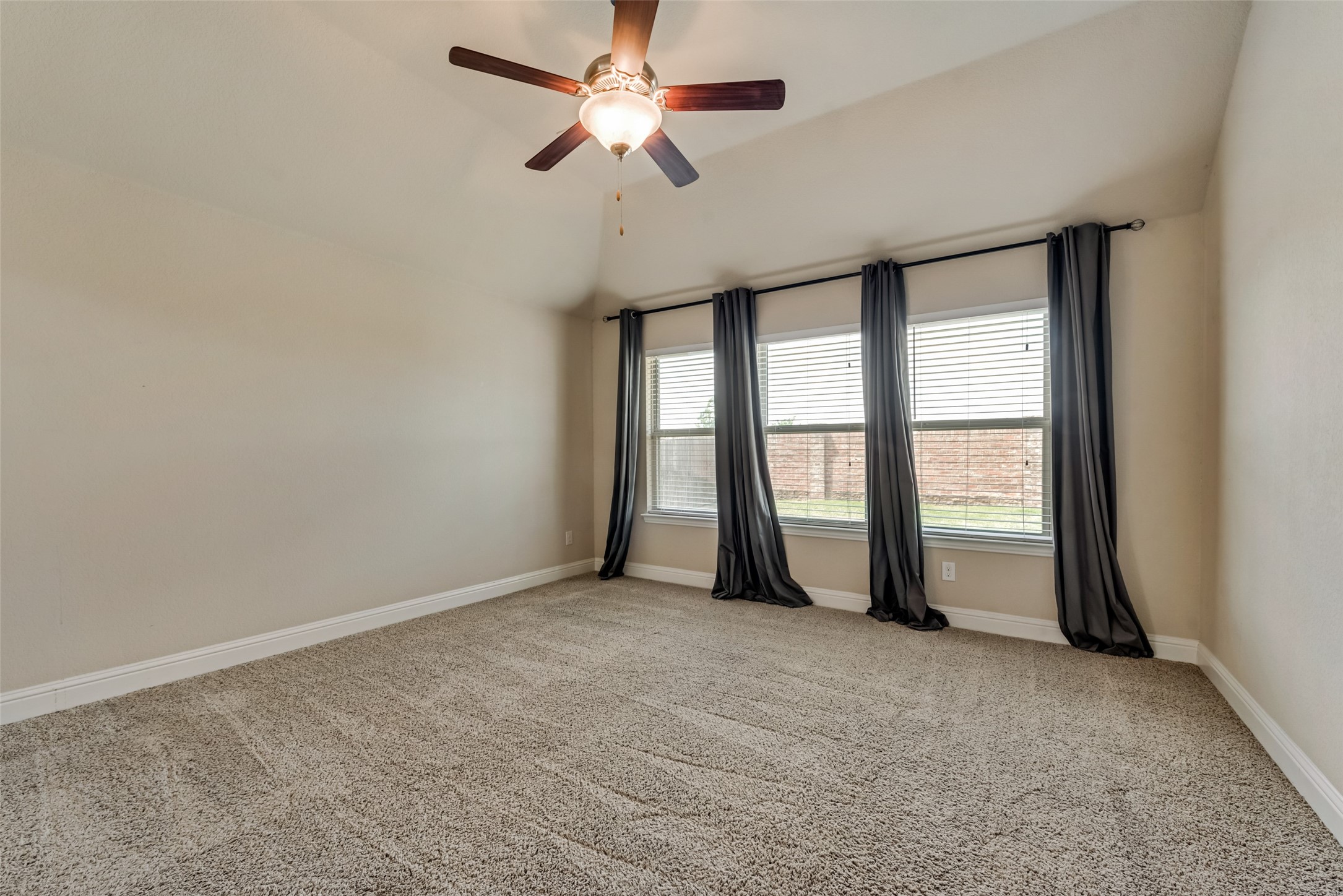 137 Sierra Drive Waxahachie TX 75167