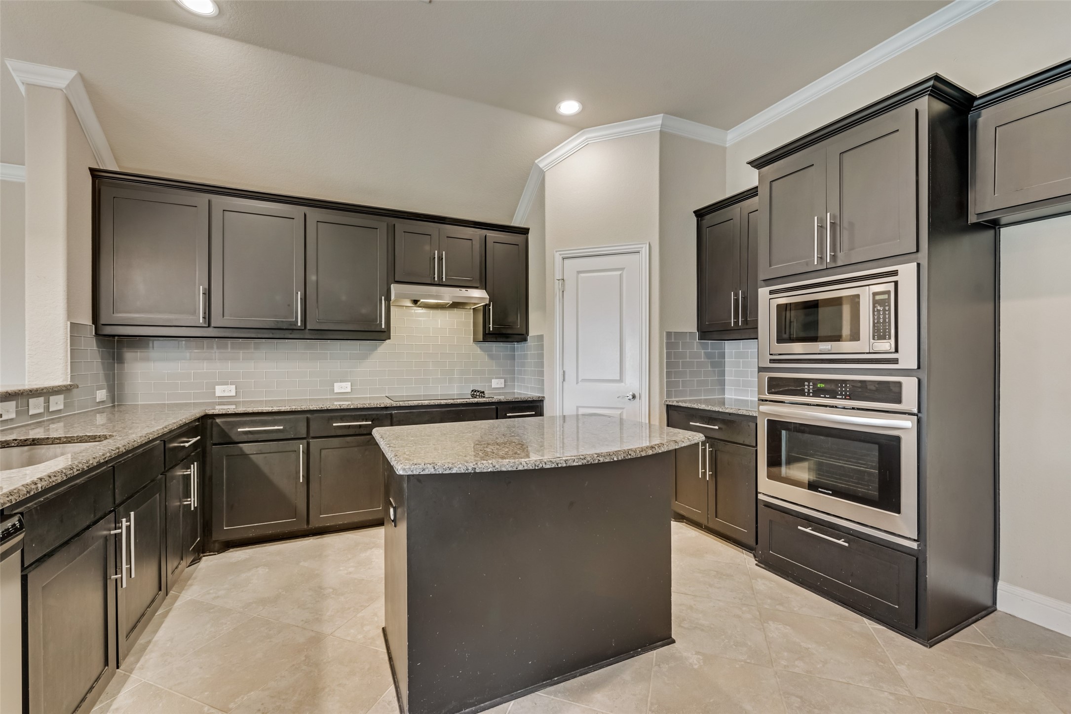137 Sierra Drive Waxahachie TX 75167