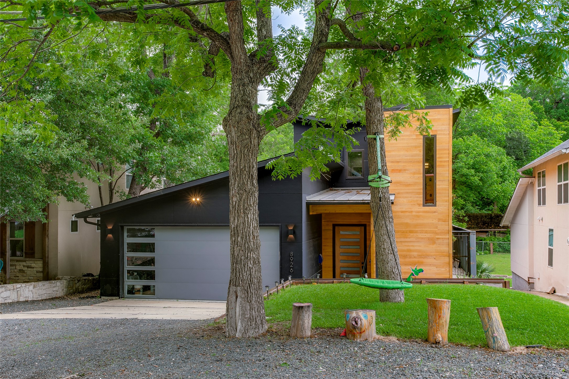 8926 Groveland Drive Dallas TX 75218