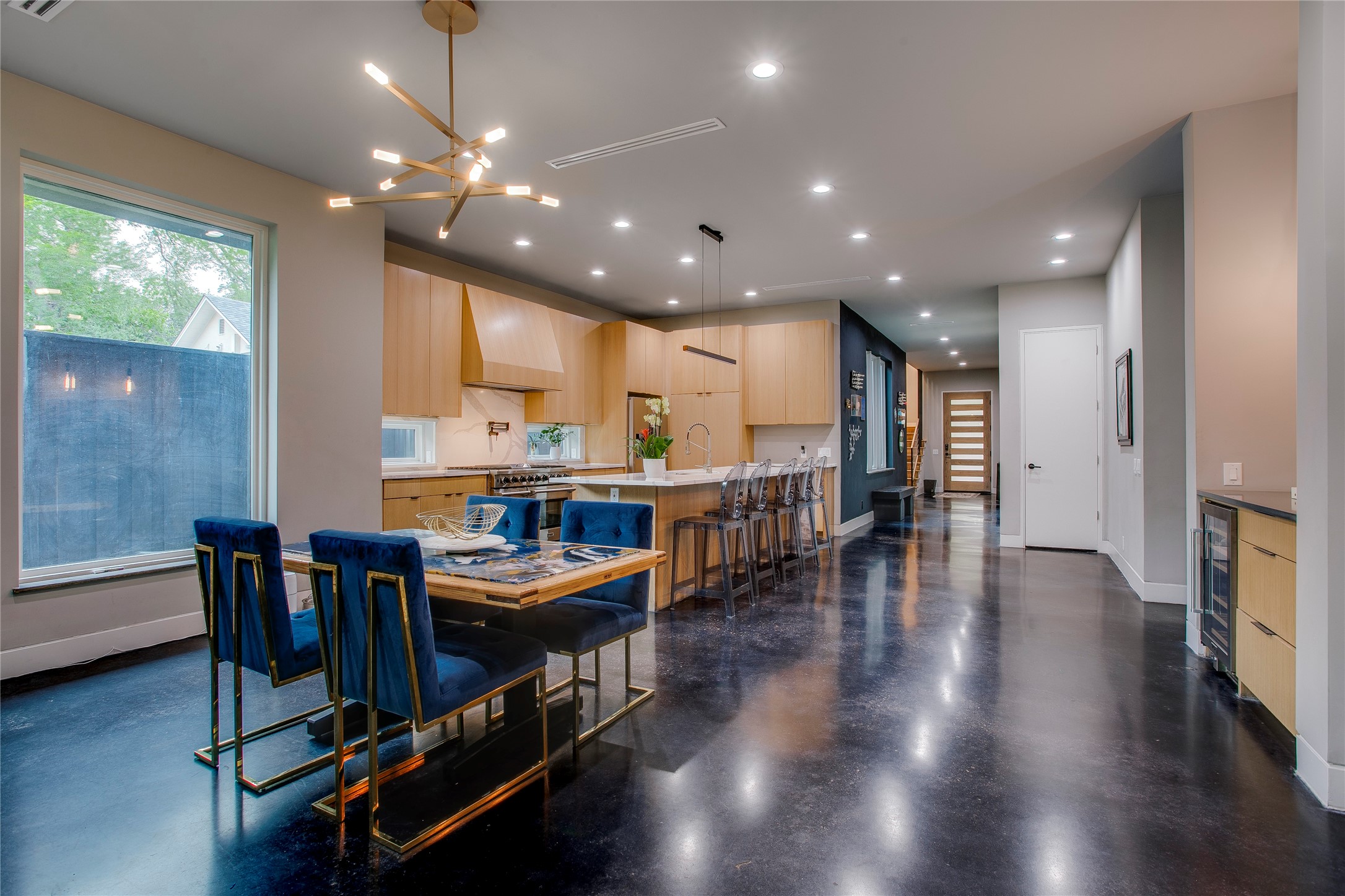 8926 Groveland Drive Dallas TX 75218
