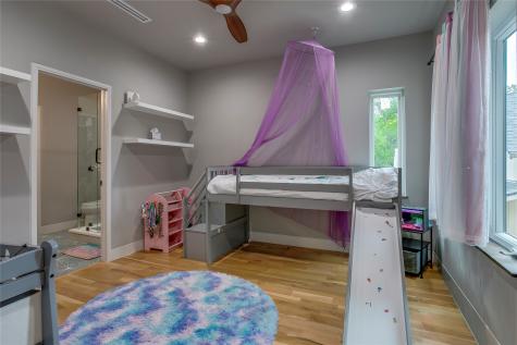 8926 Groveland Drive Dallas TX 75218