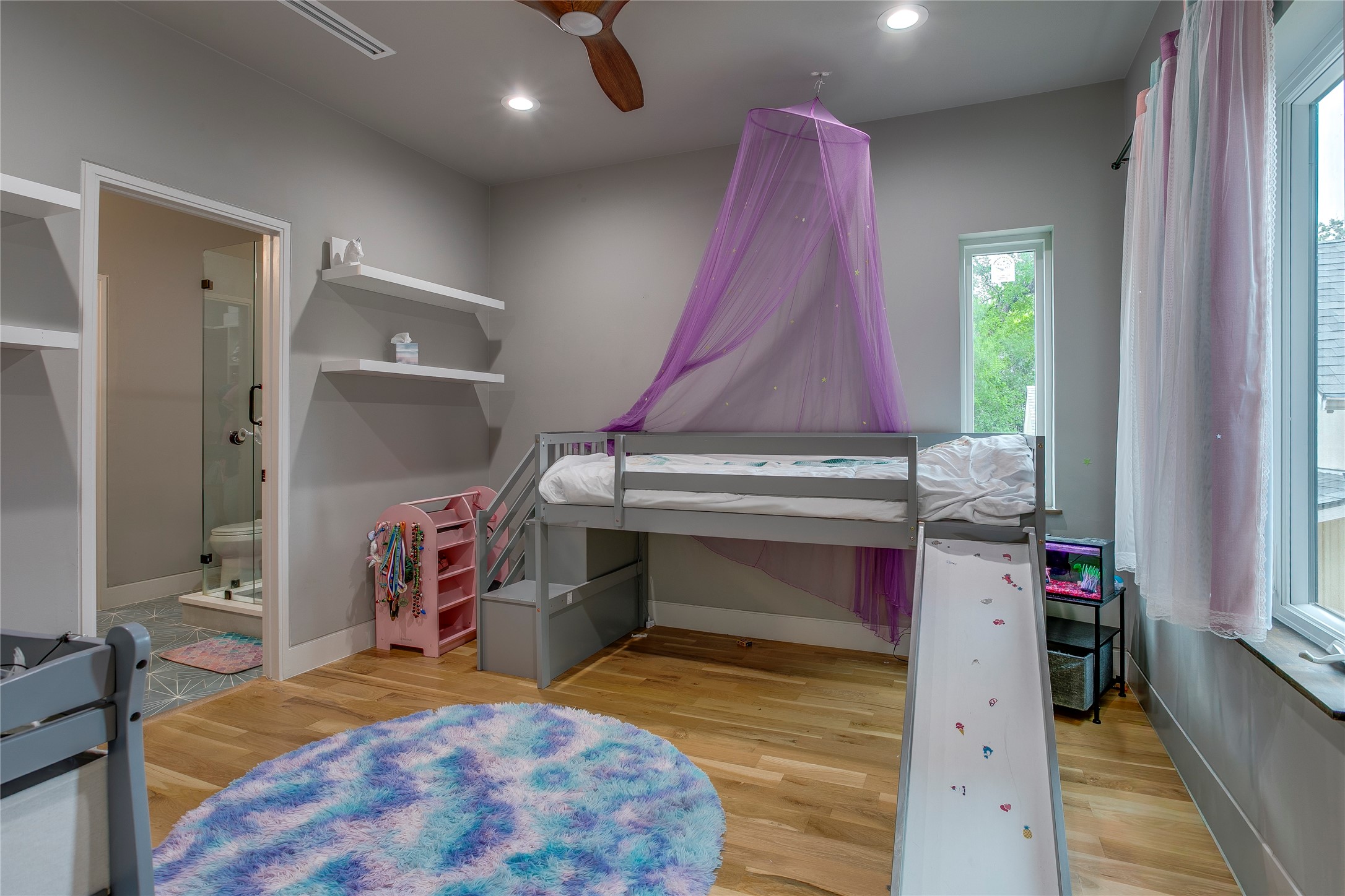 8926 Groveland Drive Dallas TX 75218