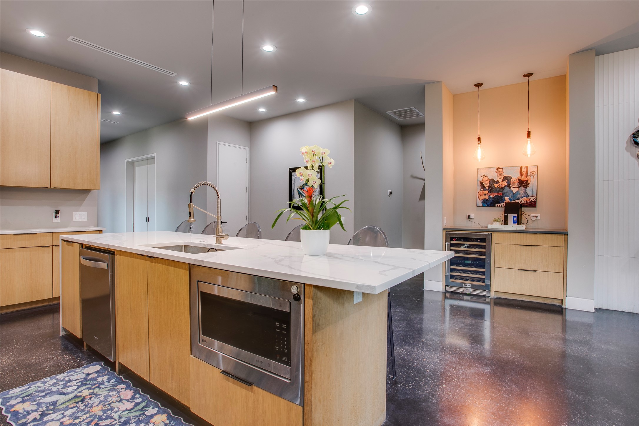 8926 Groveland Drive Dallas TX 75218