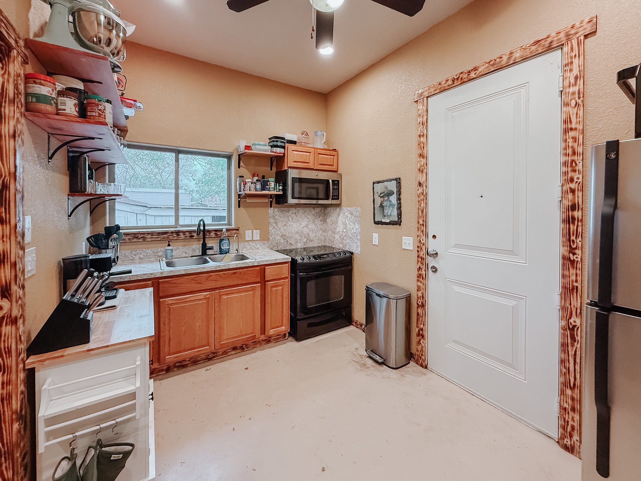 708 S Kerr Street Blooming Grove TX 76626