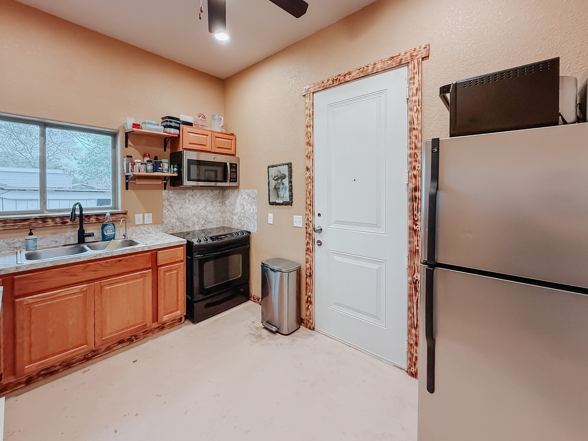 708 S Kerr Street Blooming Grove TX 76626